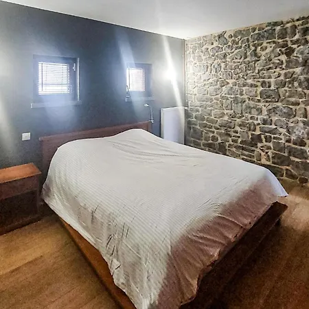 Jolie Maison Avec Piscine Hestrud
